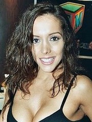 Francesca Le’s videos